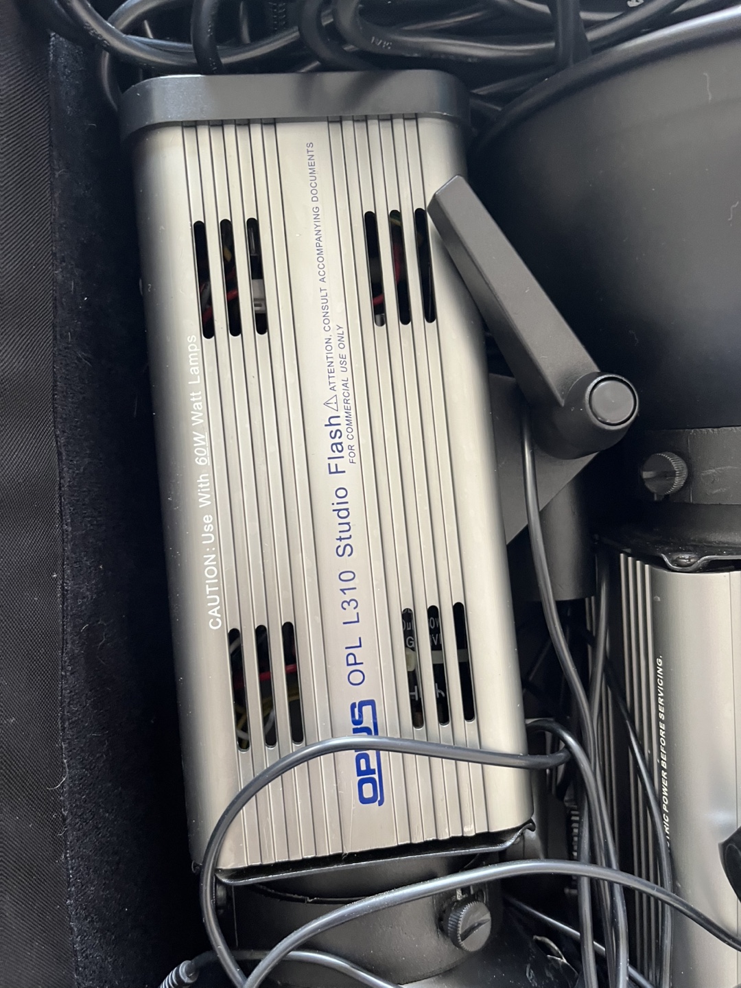 Opus Pro OPL S-03 Three-in-One Lighting Kit - photo 2