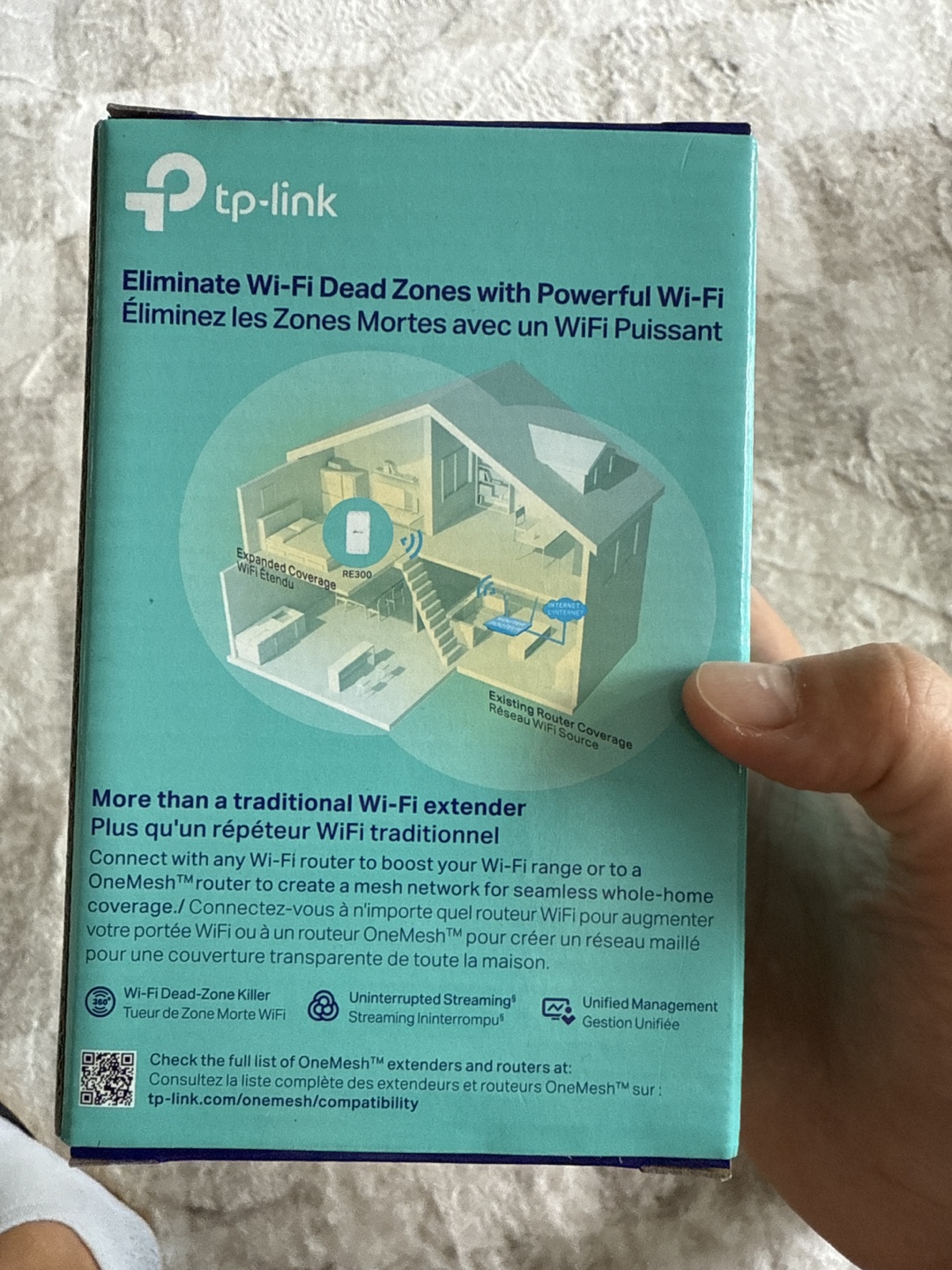 TP-Link RE300 AC1200 Mesh Wi-Fi Extender - New - photo 2