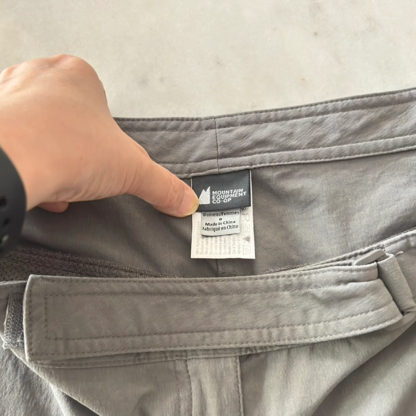 Mountain Equipment Co-op Women's Grey Cropped Pants - Size S image indicator(4)