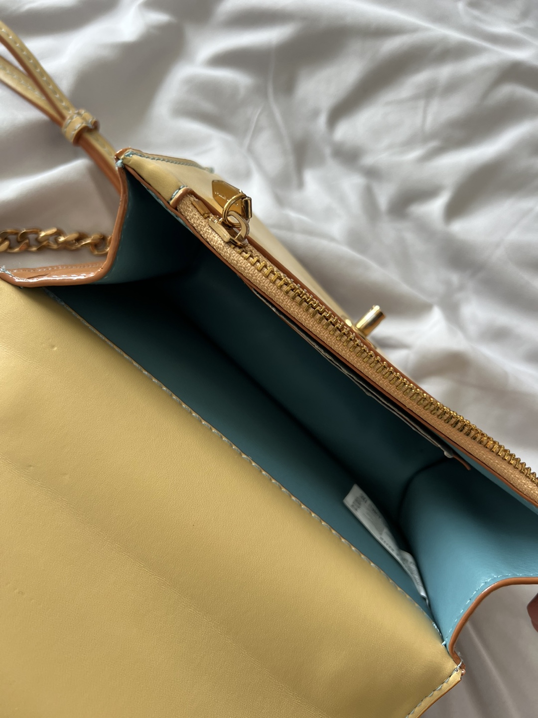 Charles & Keith Yellow Chain Crossbody Bag - photo 5