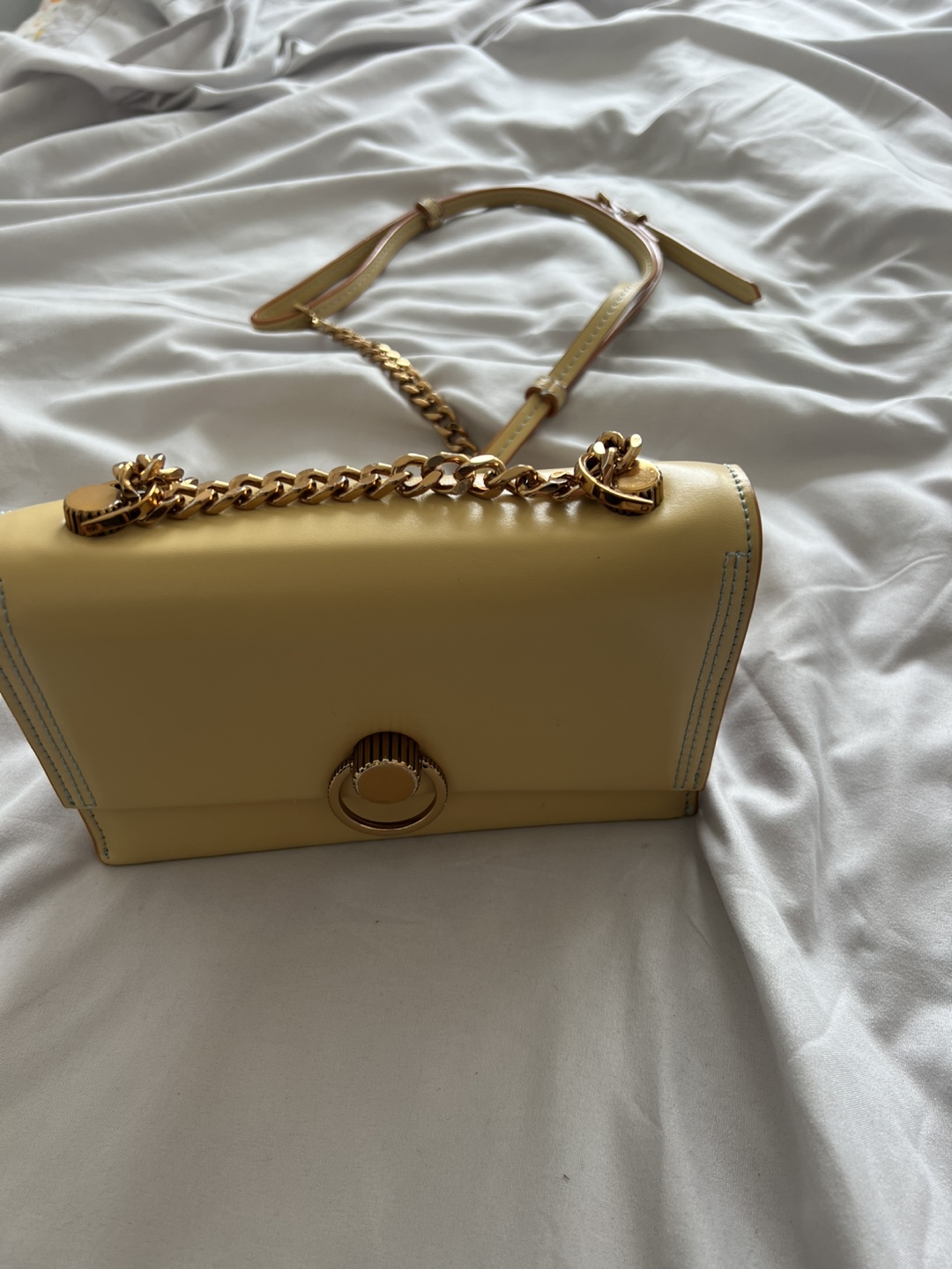 Charles & Keith Yellow Chain Crossbody Bag - photo 3