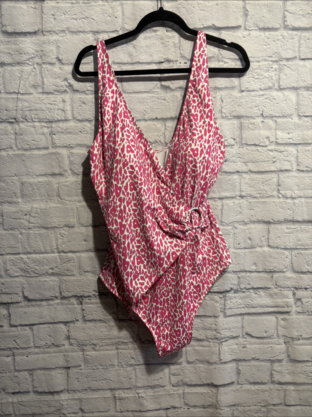 New Simon Chang Swimsuit Size 16