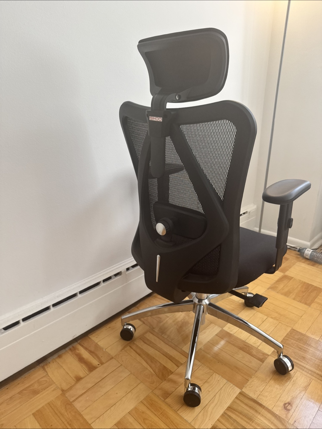 Ergonomic Mesh Office Chair - Black - photo 5