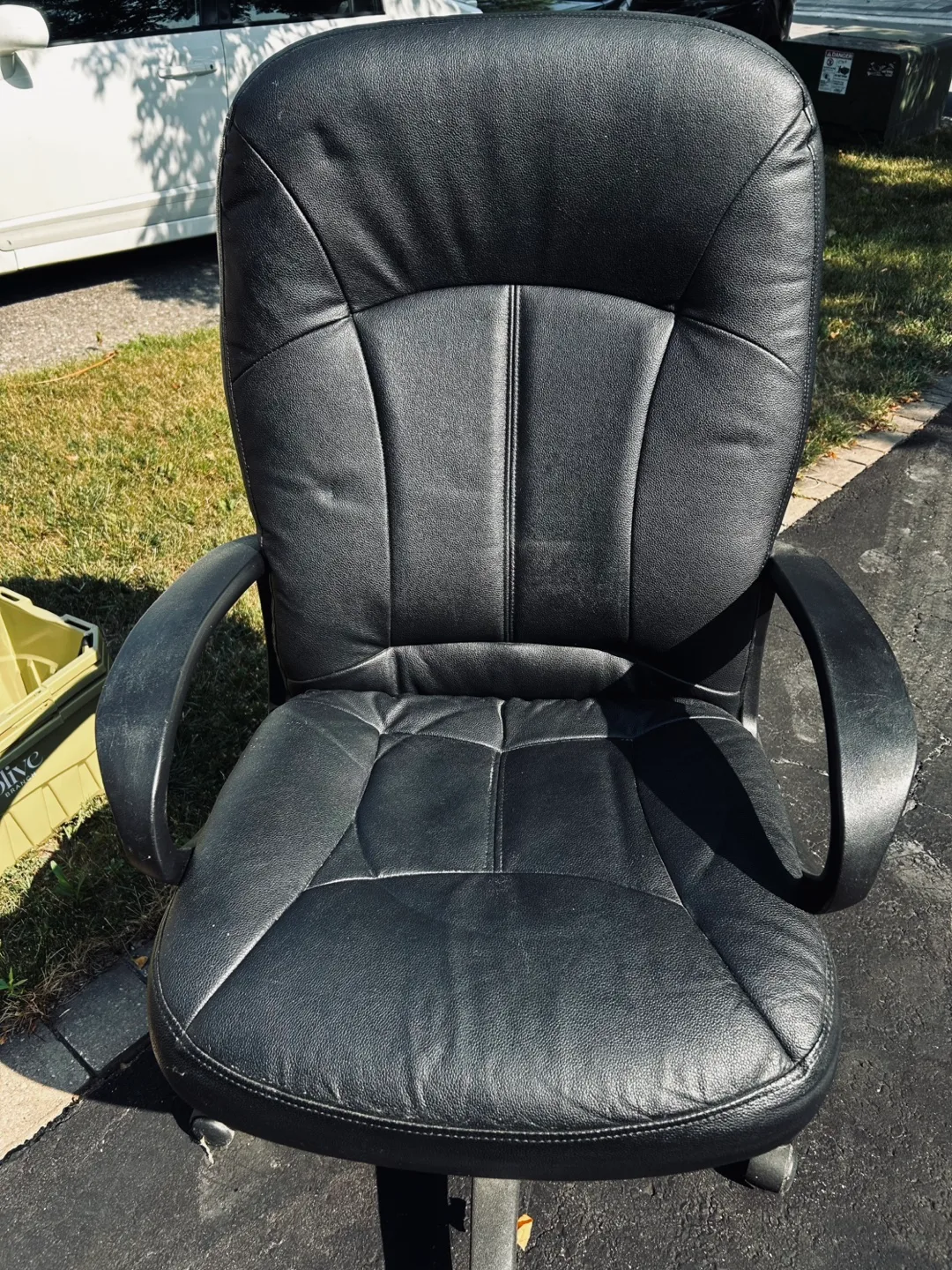 Black Office Chair thumbnail