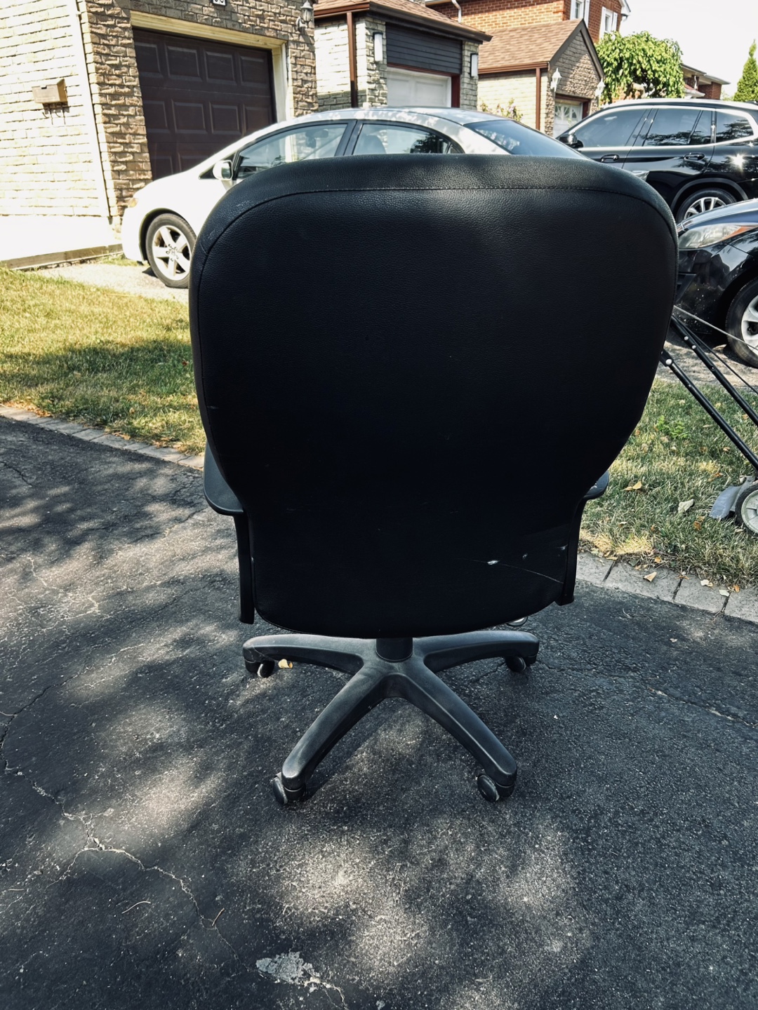 Black Office Chair - photo 3