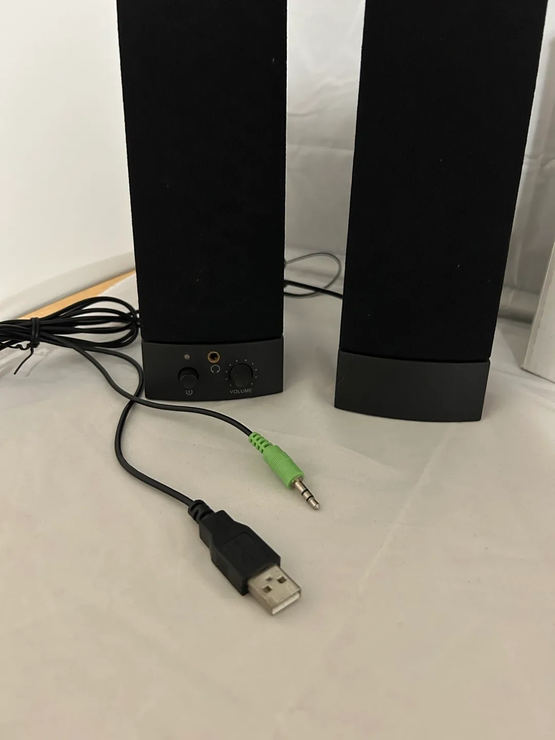 Altec Lansing USB20W Speakers with Box thumbnail