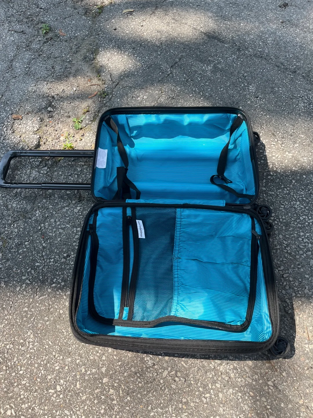 it Luggage Carry-On Suitcase - Grey image indicator(2)