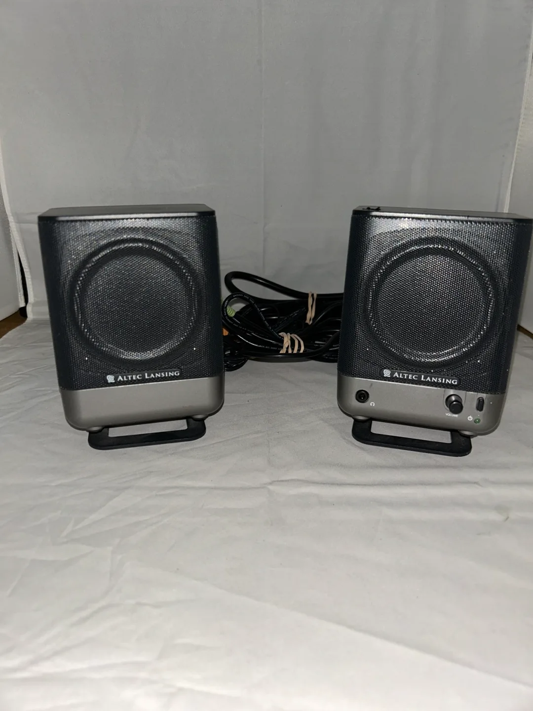 Vintage Speakers thumbnail