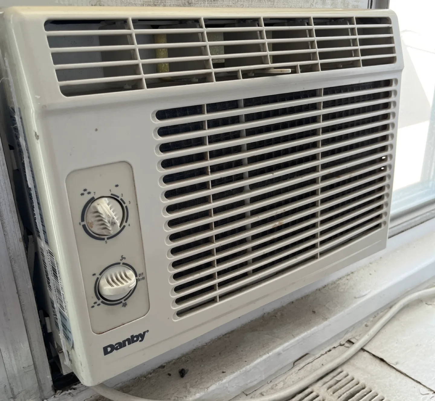 Danby Window Air Conditioner thumbnail