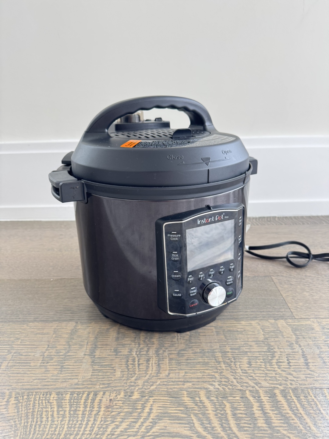 Instant Pot Pressure Cooker
