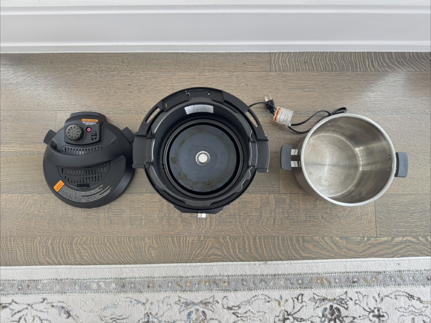 Instant Pot Pressure Cooker - photo 3