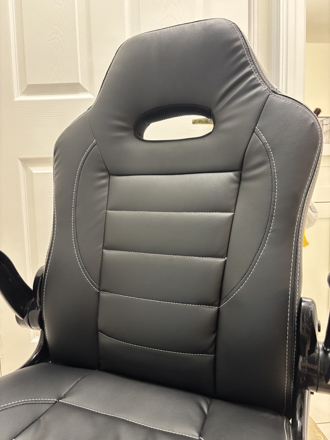 Black Gaming Chair/ office chair - photo 3
