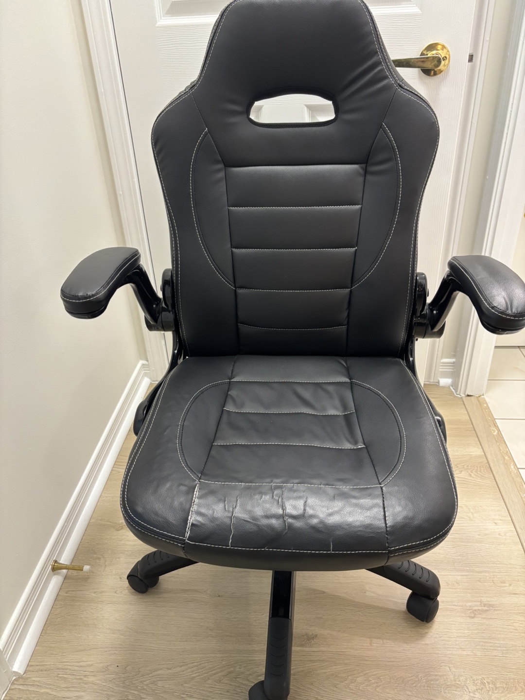 Black Gaming Chair/ office chair