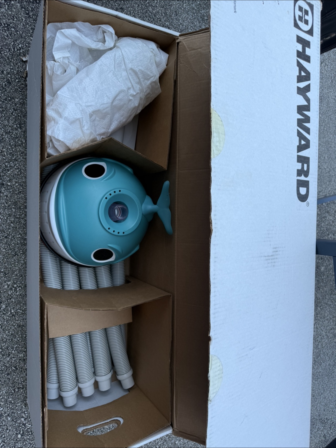 Hayward Wally the Whale Automatic Pool Cleaner - photo 2