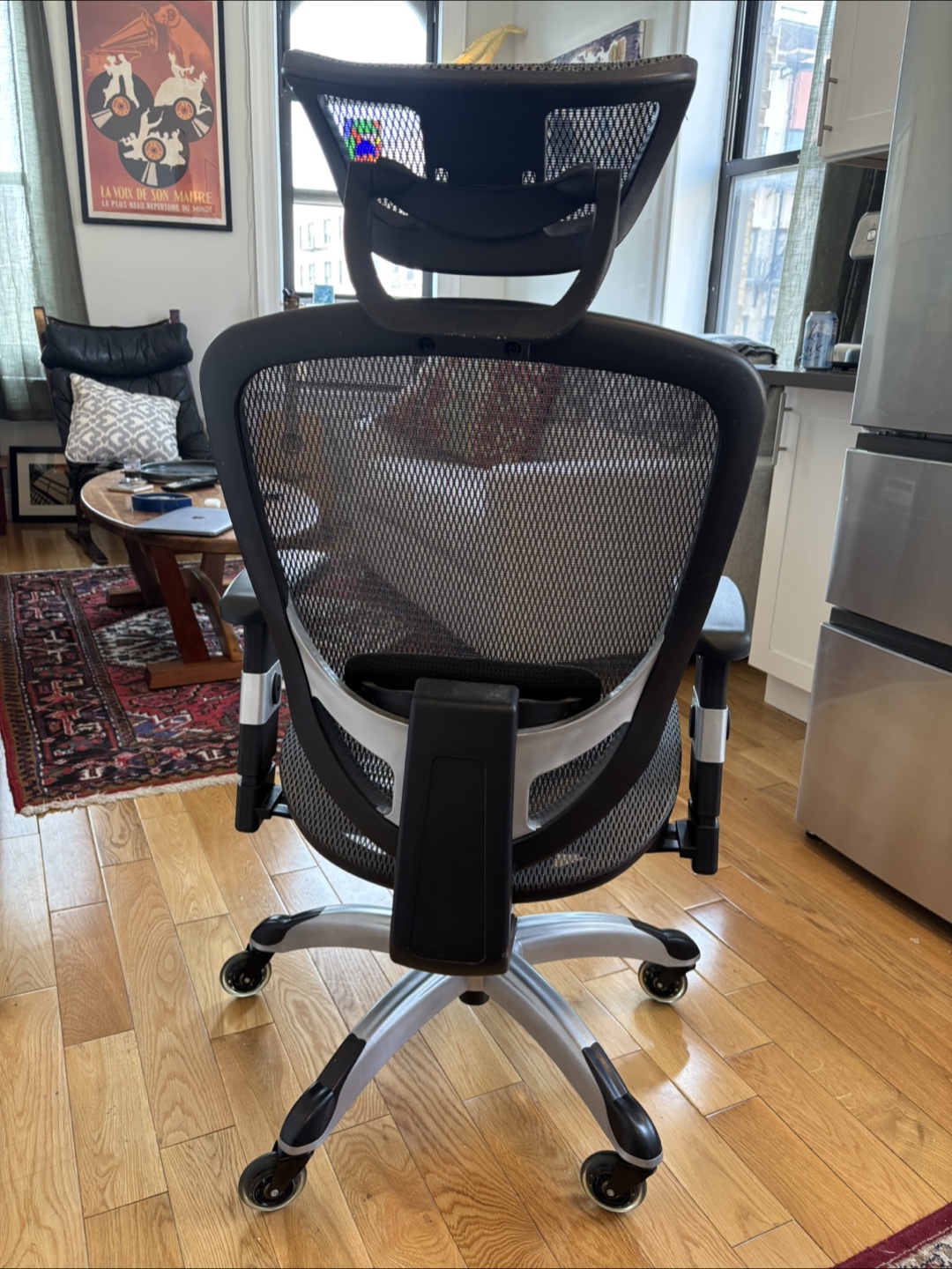 Ergonomic Mesh Office Chair - photo 2