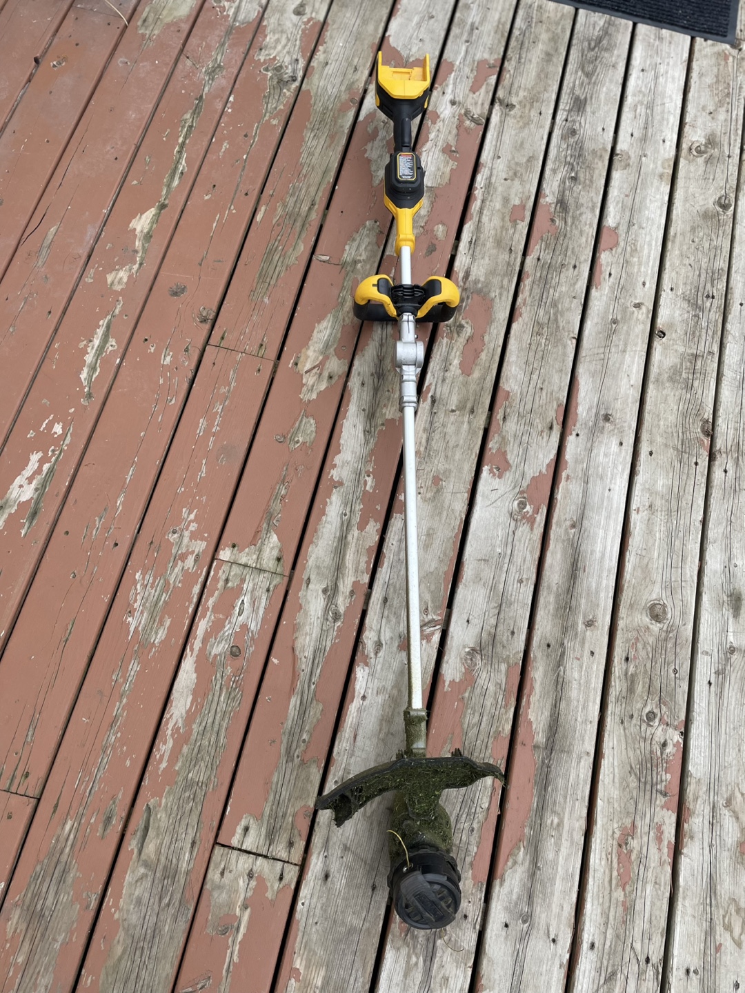 DeWalt 20V MAX Brushless String Trimmer - photo 2