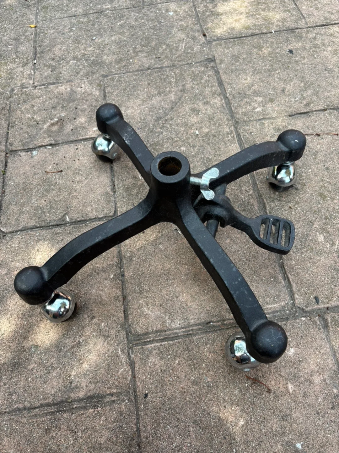 Mannequin Stand thumbnail