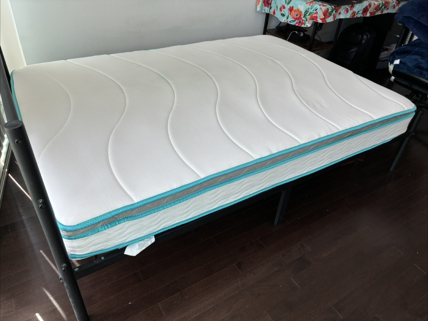 Mattress - Full Size - Like New - photo 2