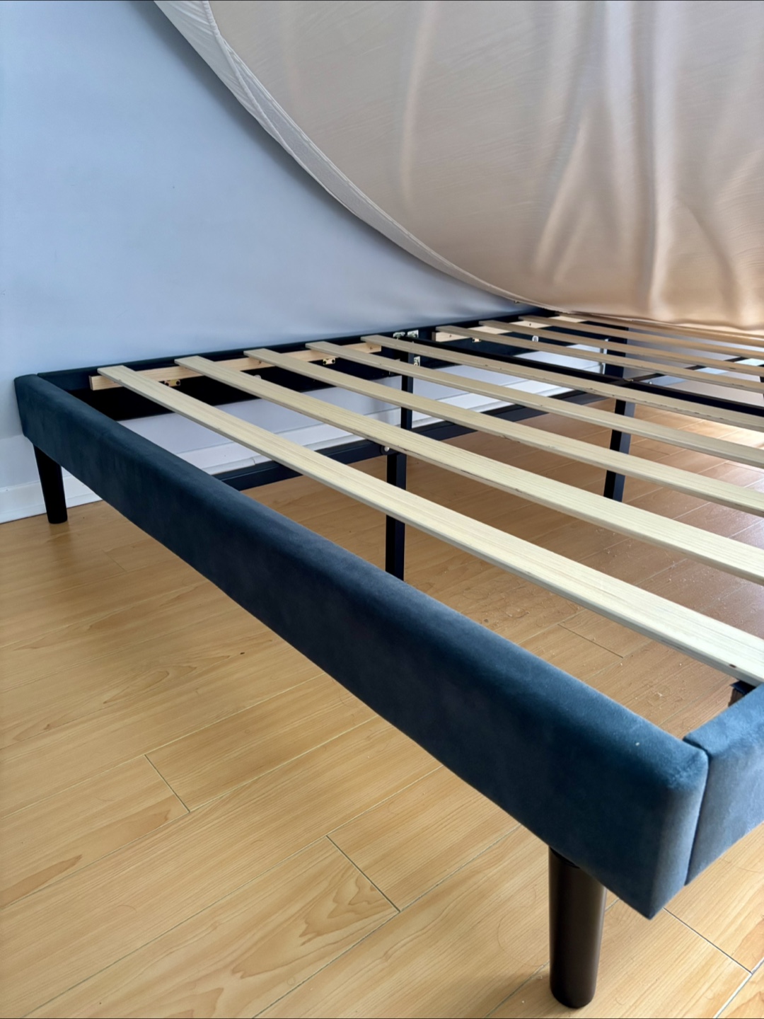 MOVING SALE - Queen Bed Frame with Upholstered Headboard - photo 5