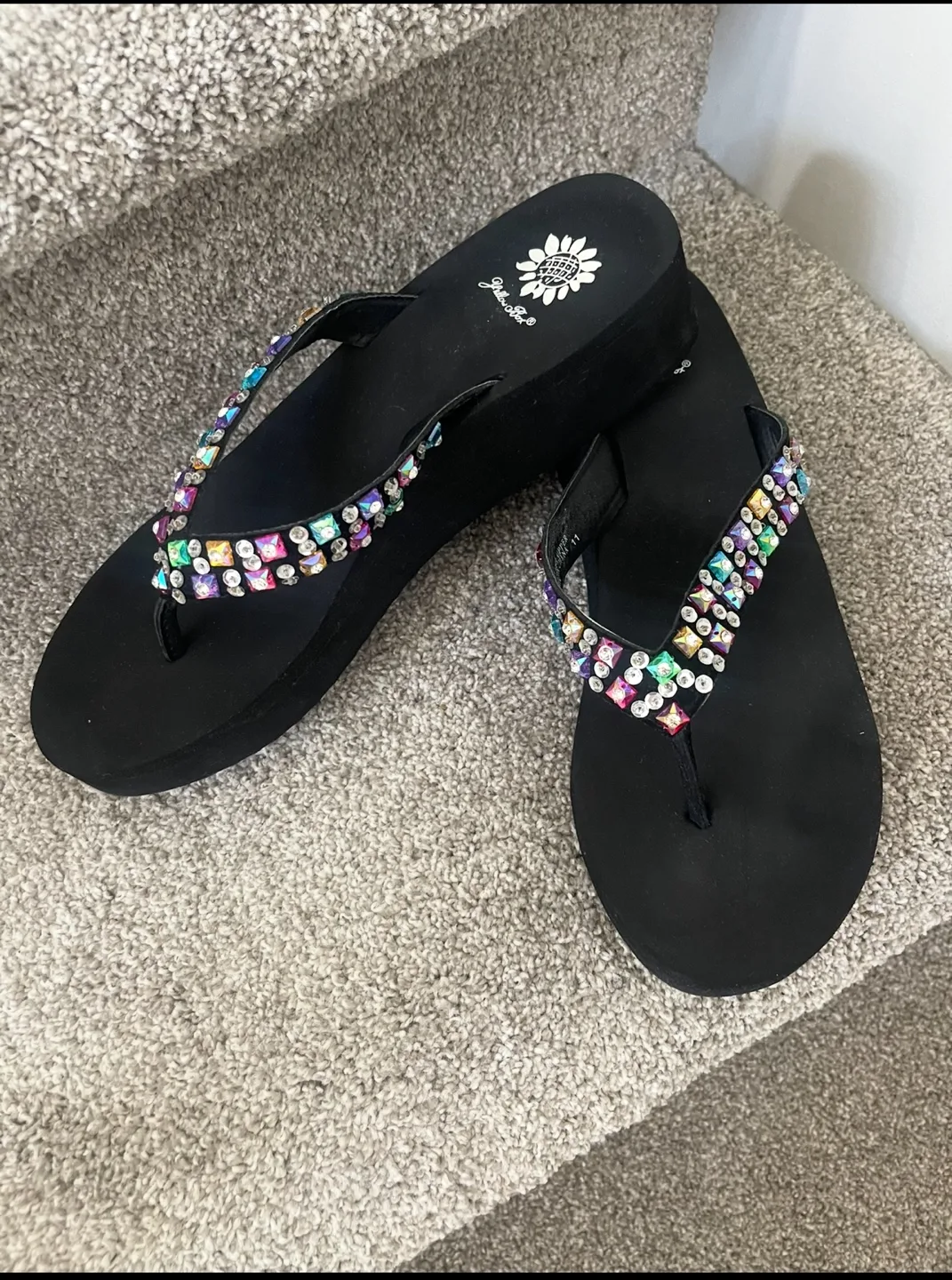 FREE GIFT+NEW and UNWORN YELLOW BOX Black Embellished Flip Flops image indicator(3)