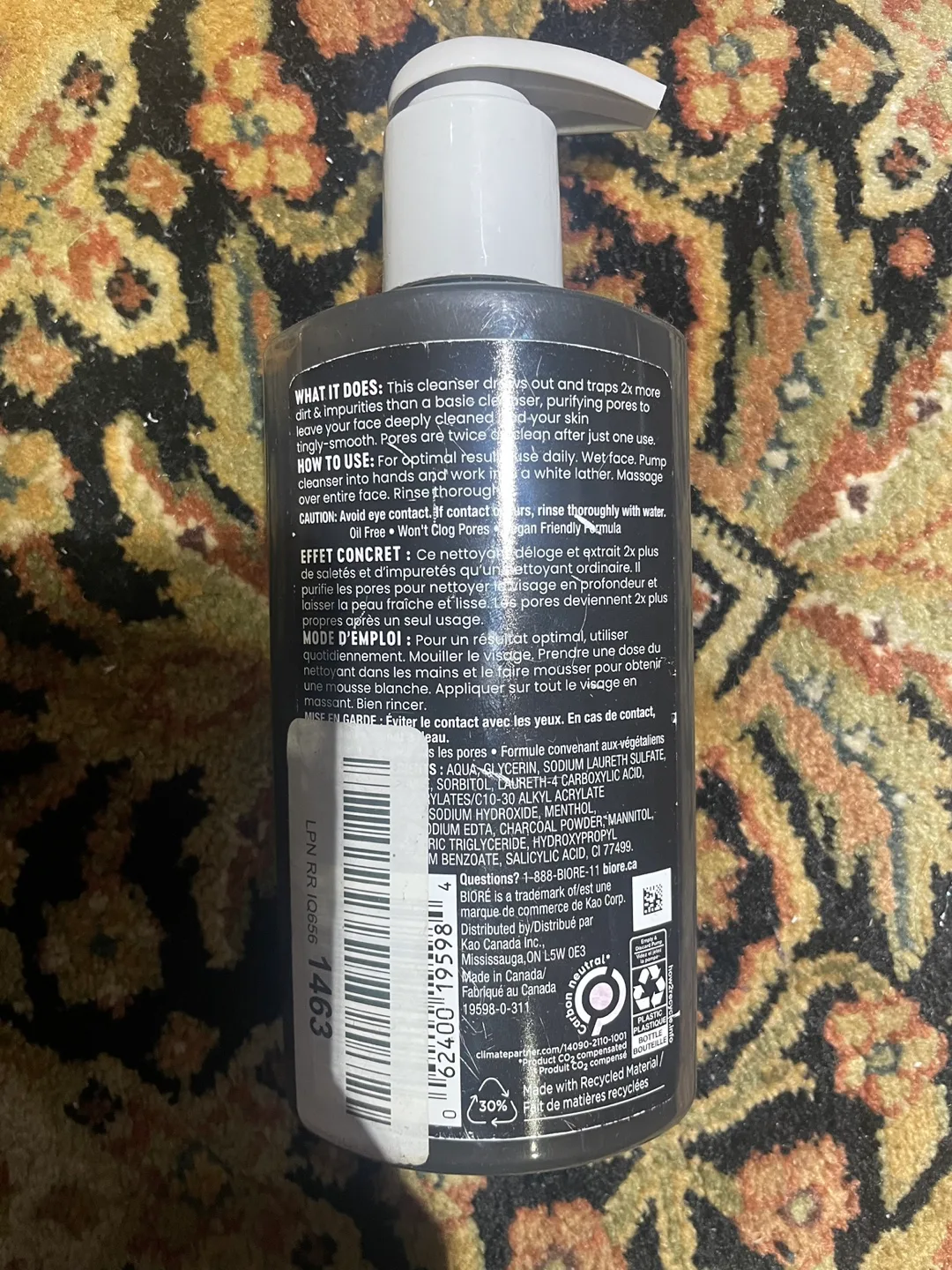 Bioré Mattify Deep Pore Charcoal Cleanser image indicator(2)