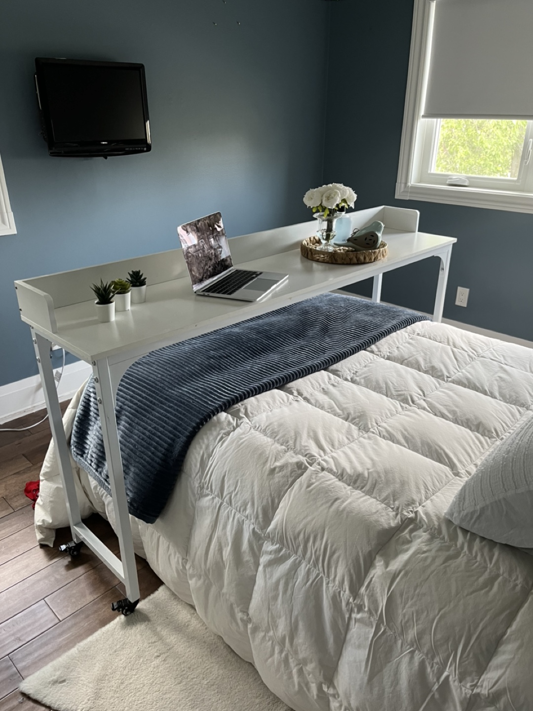Rolling Overbed Table Desk - photo 2
