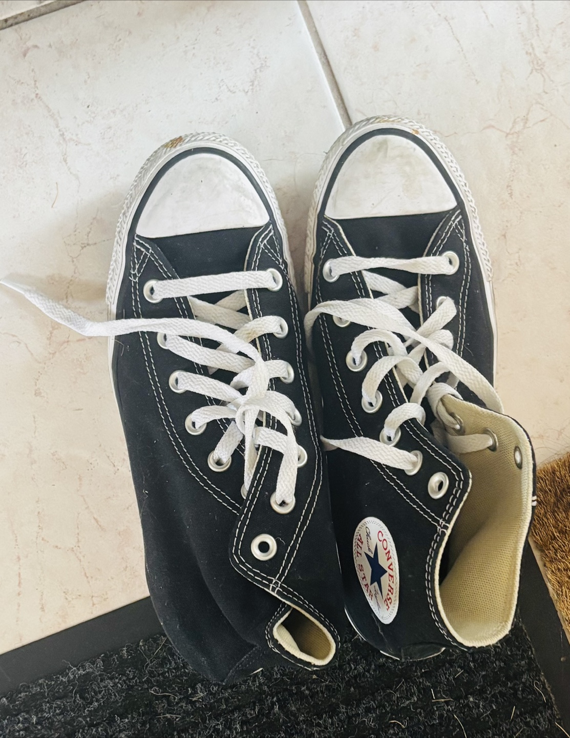 Converse Chuck Taylor All Star High Top Sneakers