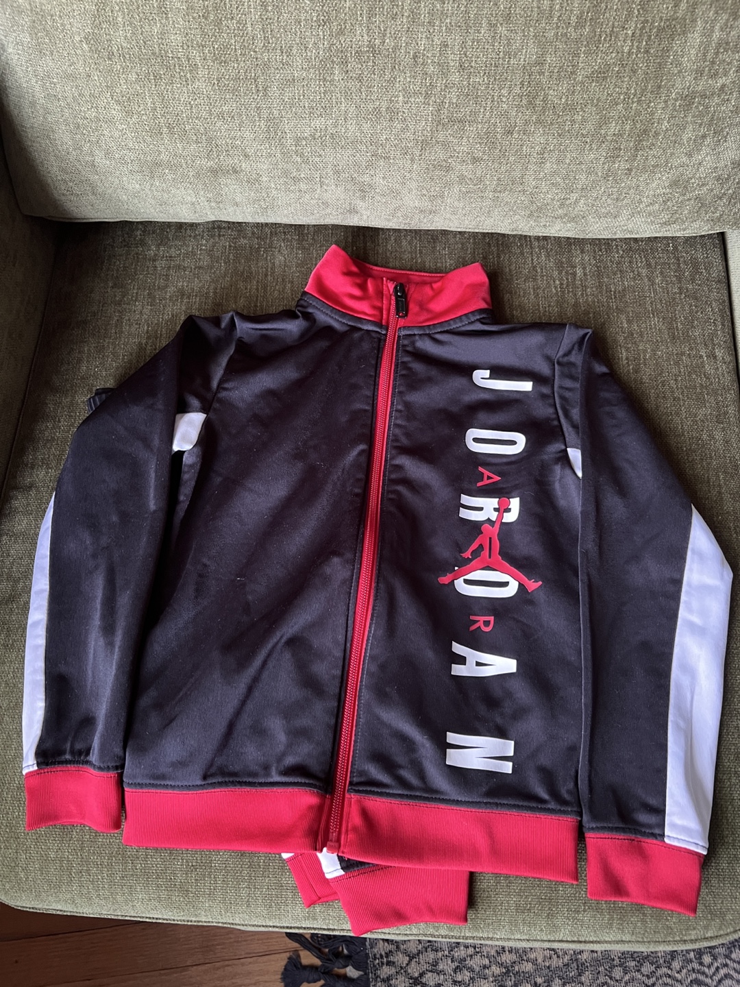 Jordan Tracksuit Set - Black & Red T4 - photo 2