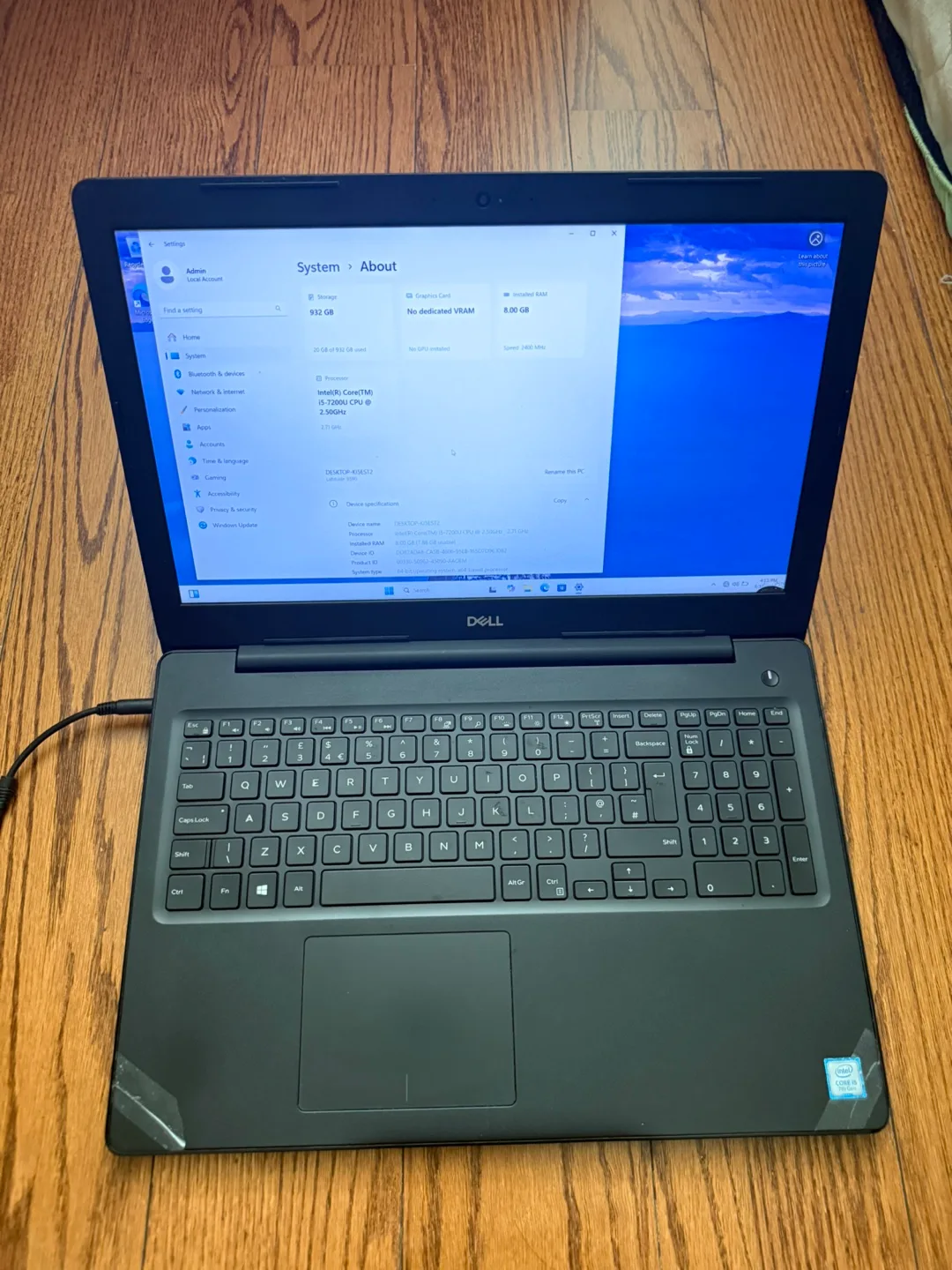 Dell Laptop 15"/8GB RAM/1TB SSD/Fully Functional thumbnail