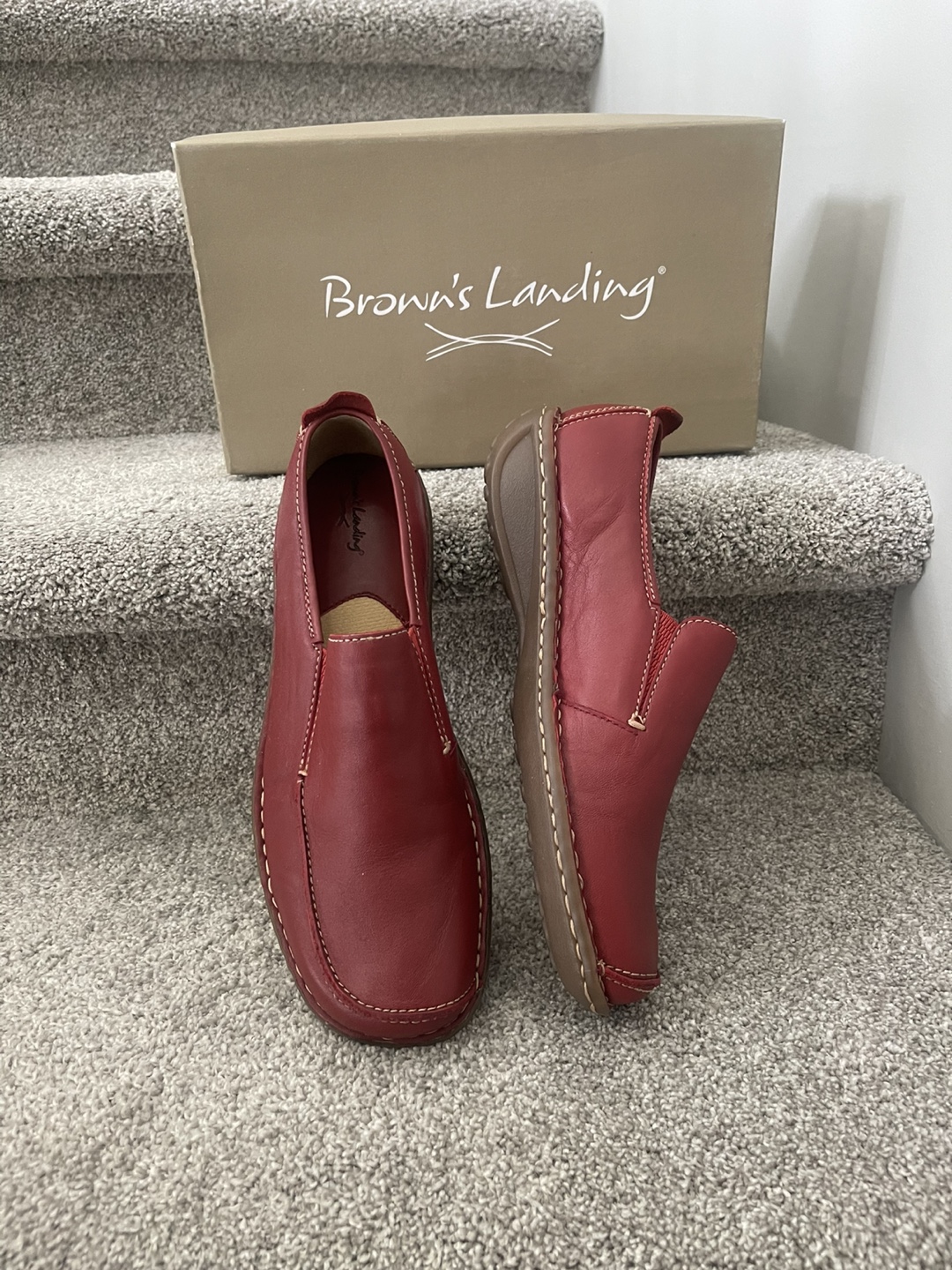 NEW and UNWORN Brown's Landing Red Leather Loafers - Size 10