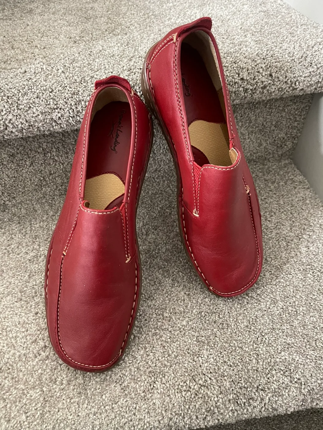 NEW and UNWORN Brown's Landing Red Leather Loafers - Size 10 image indicator(4)