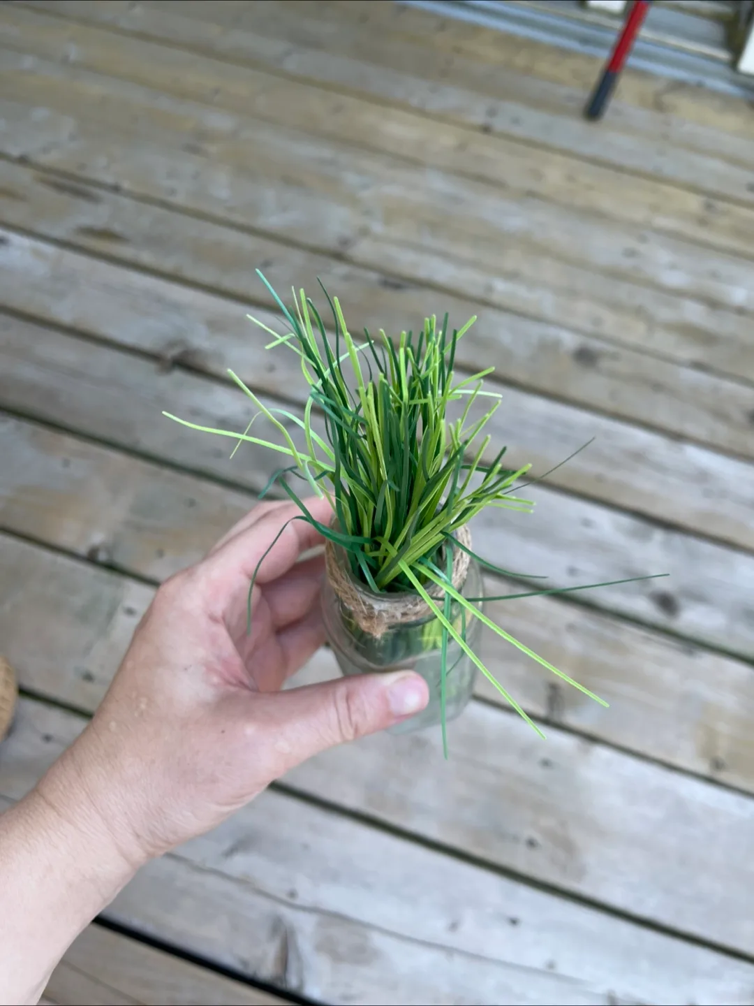 Artificial Grass in Glass Jar image indicator(3)