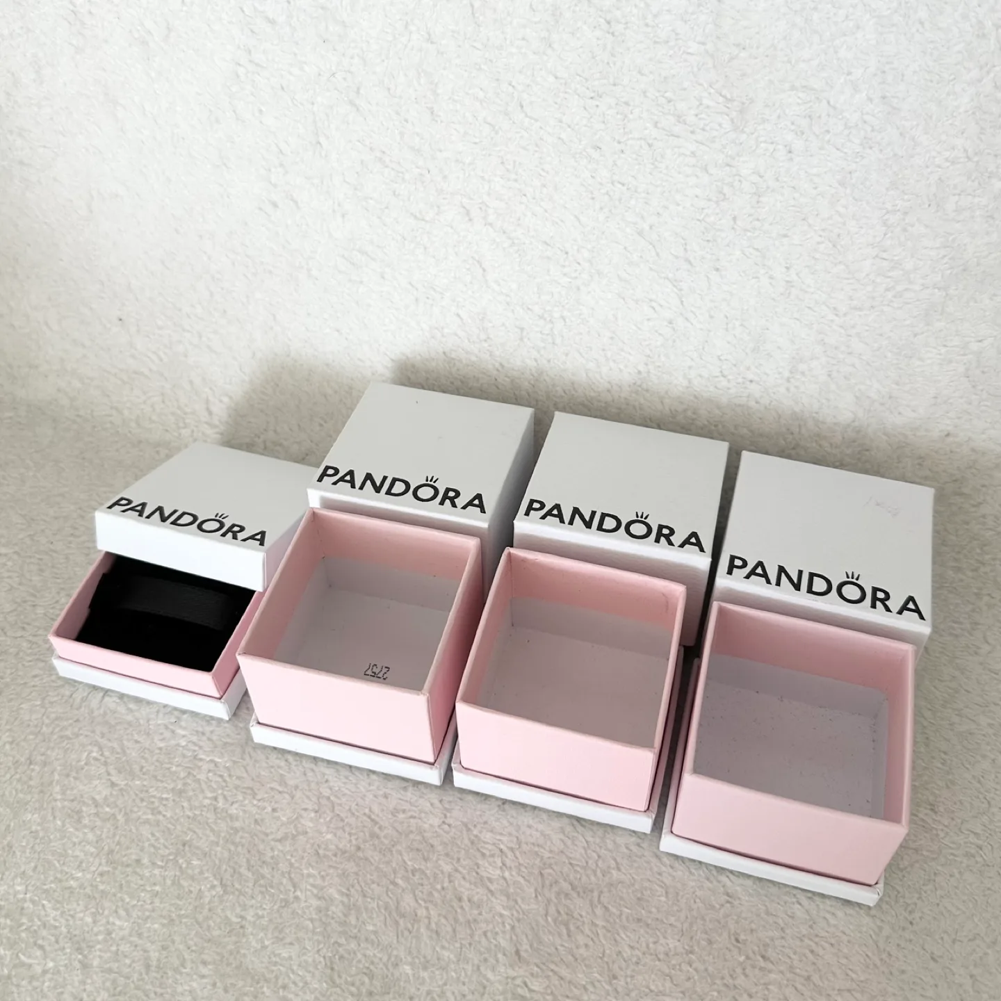 Pandora Jewelry Boxes - set of 4 image indicator(4)