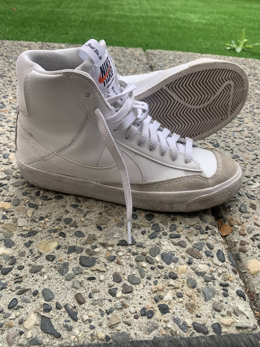Nike Blazer Mid '77 Vintage White Sneakers - Y4.5