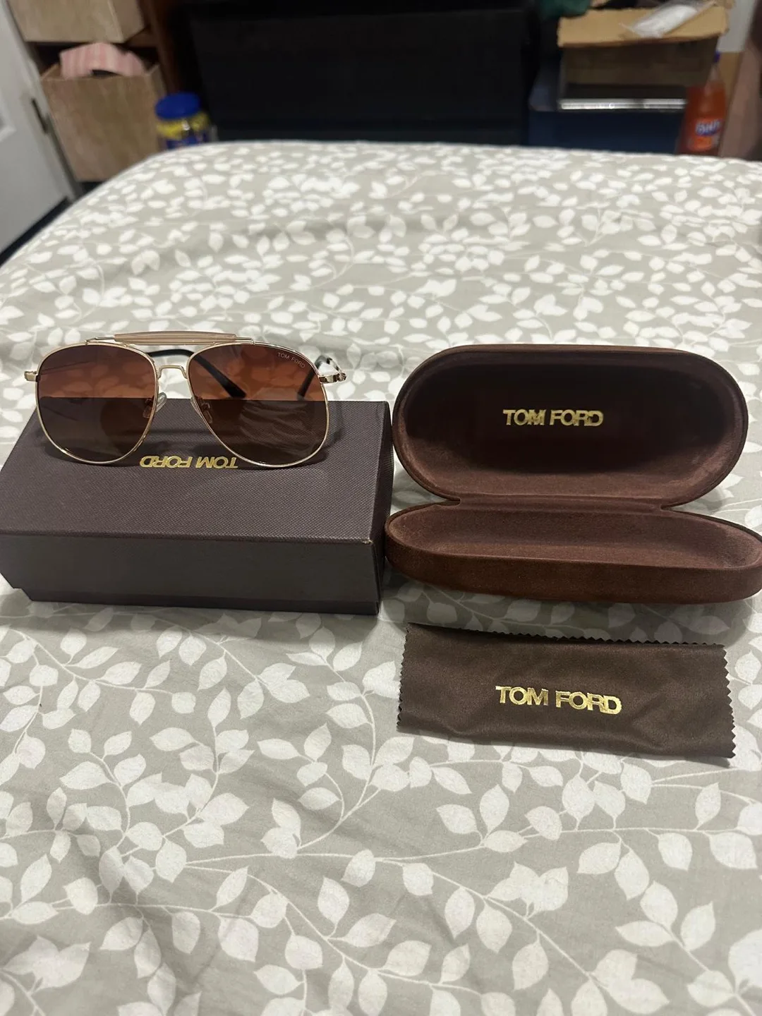Tom Ford Aviator Sunglasses with Case thumbnail