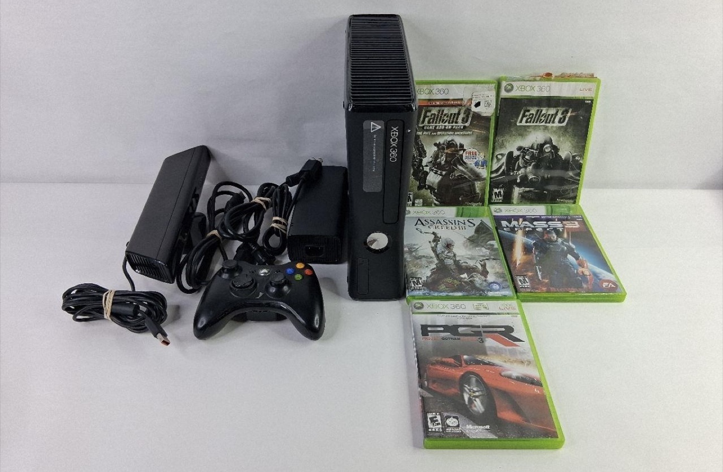 Xbox 360 Console with Games + kinnect