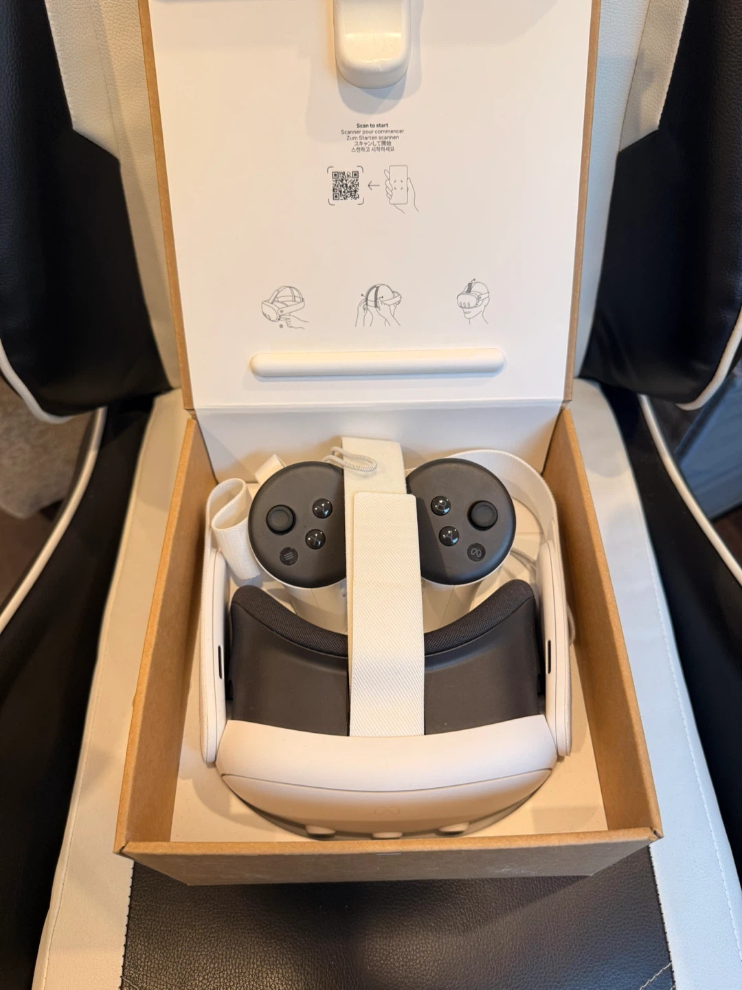 New Meta Quest 3 VR Headset - photo 2