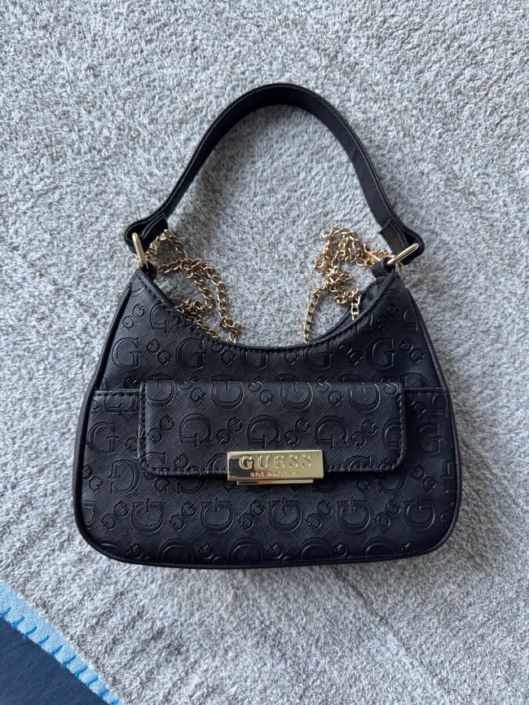 Guess Black Shoulder Bag with Chain