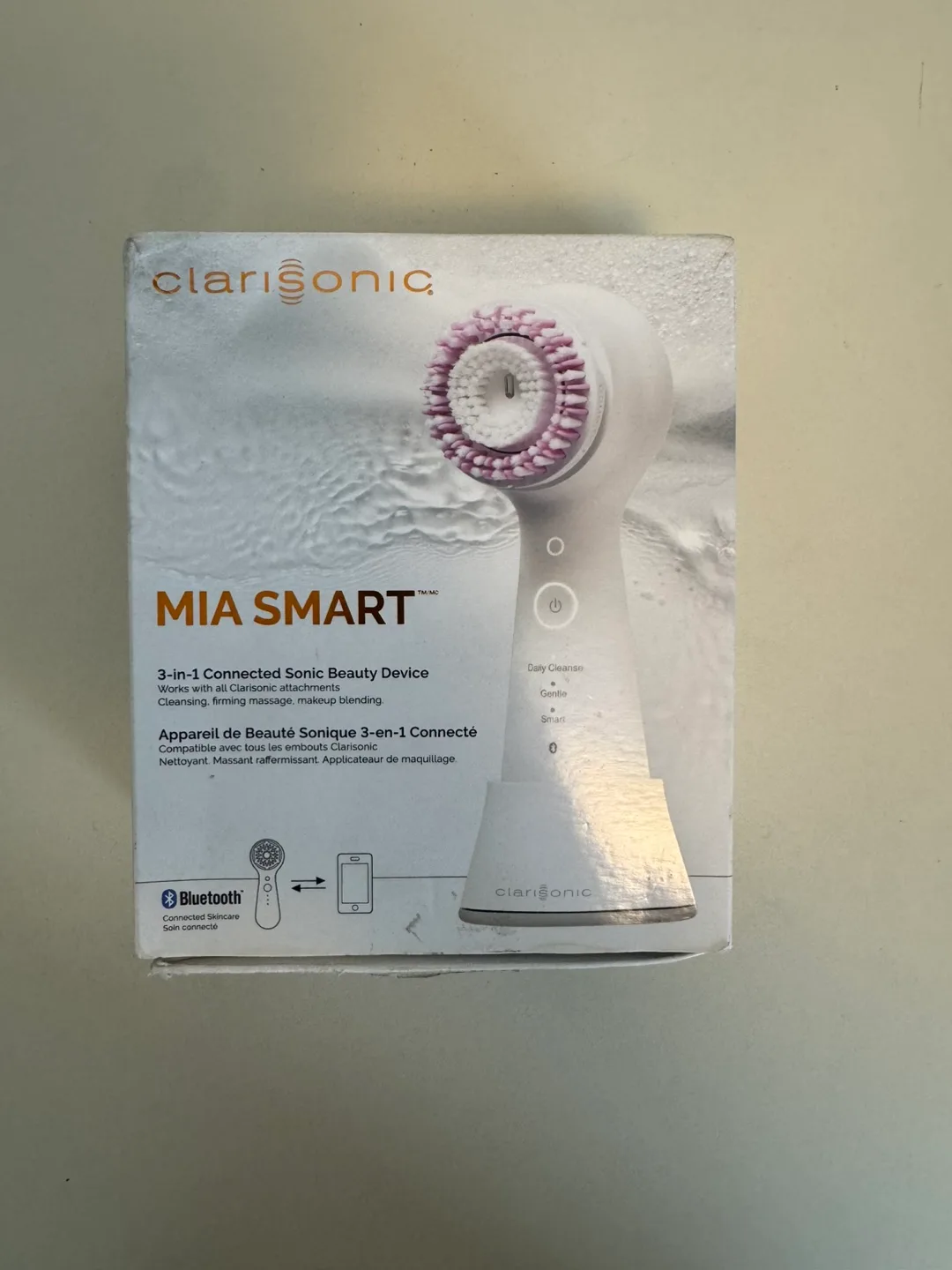 Clarisonic Mia Smart 3-in-1 Beauty Device thumbnail
