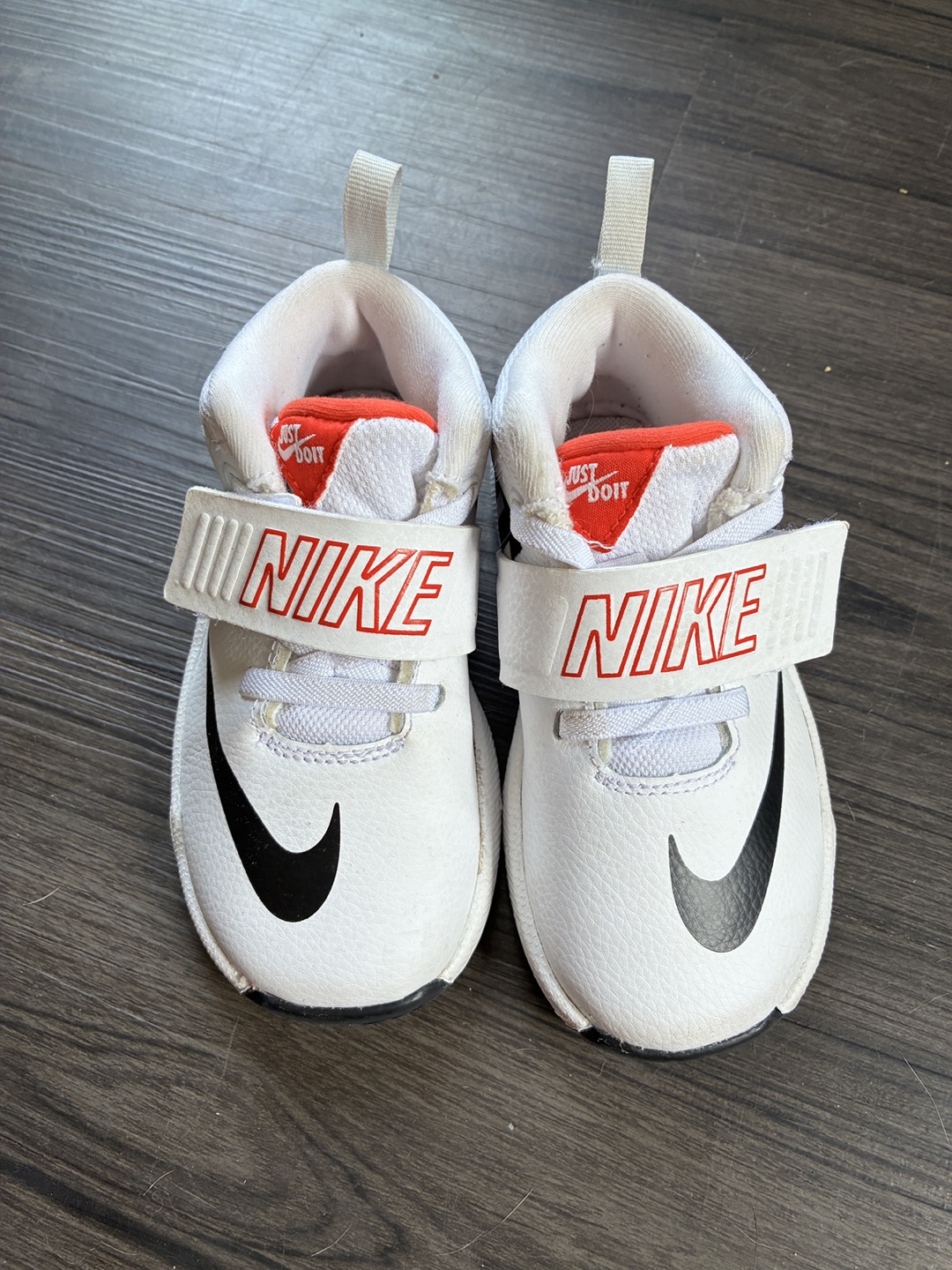 Toddler Nike shoes 9C - photo 5