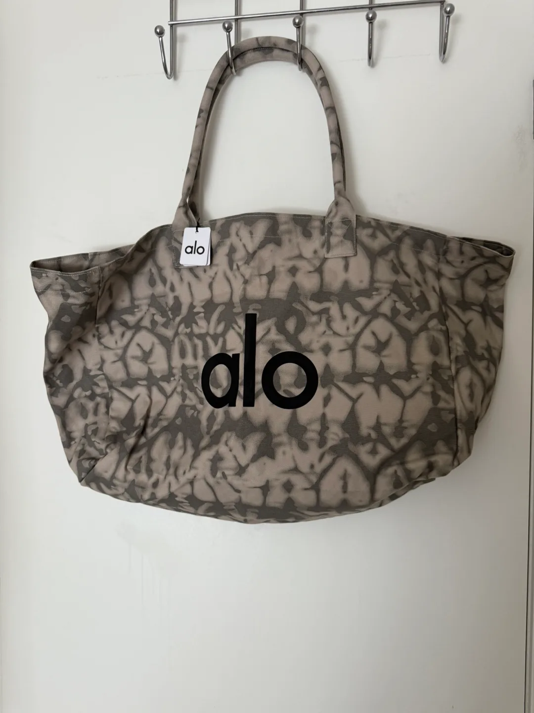 Alo Yoga Tote Bag - Great Condition!