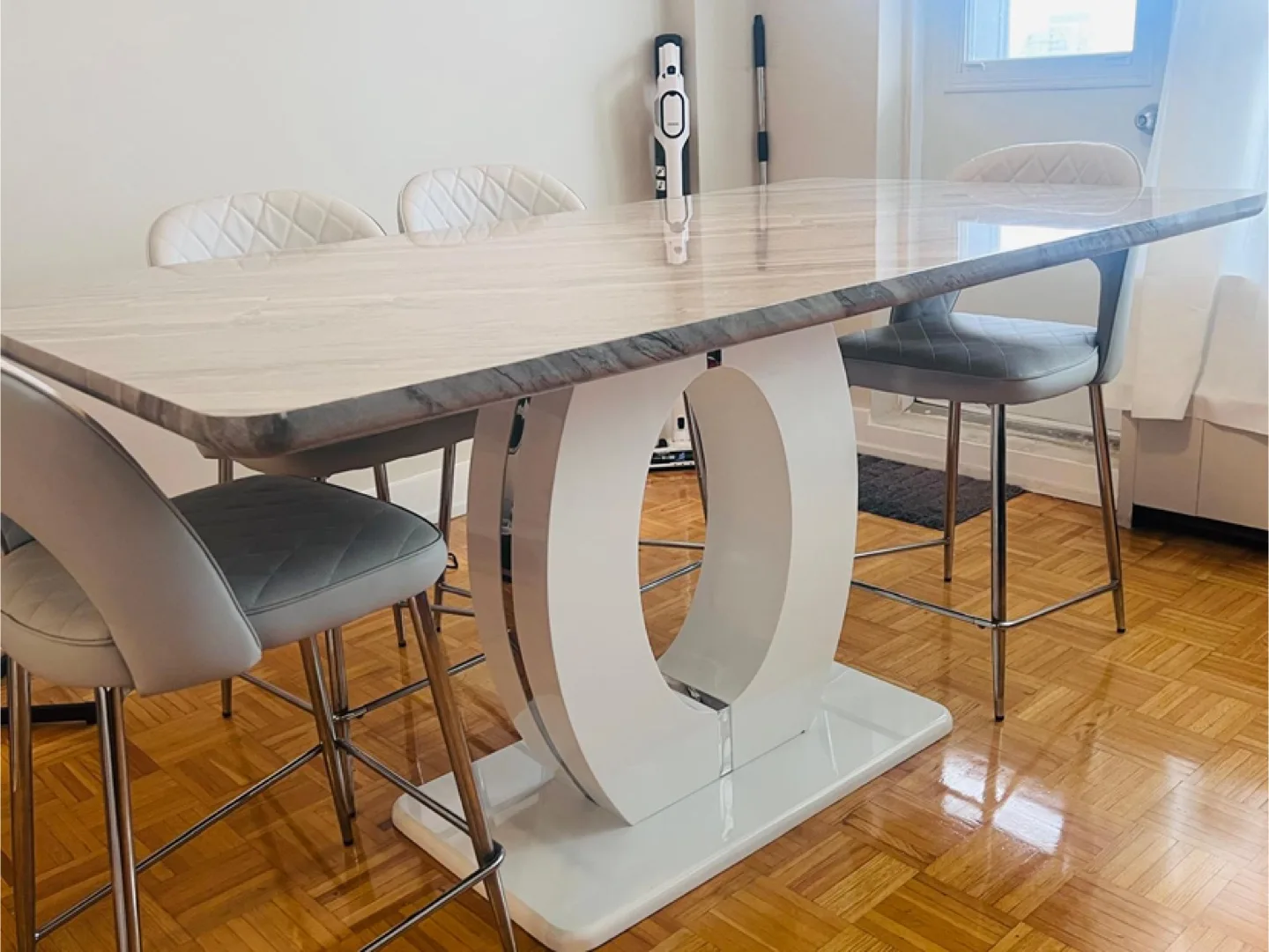 Dining Table with 6 Chairs - Marble Top Design on Wood image indicator(7)