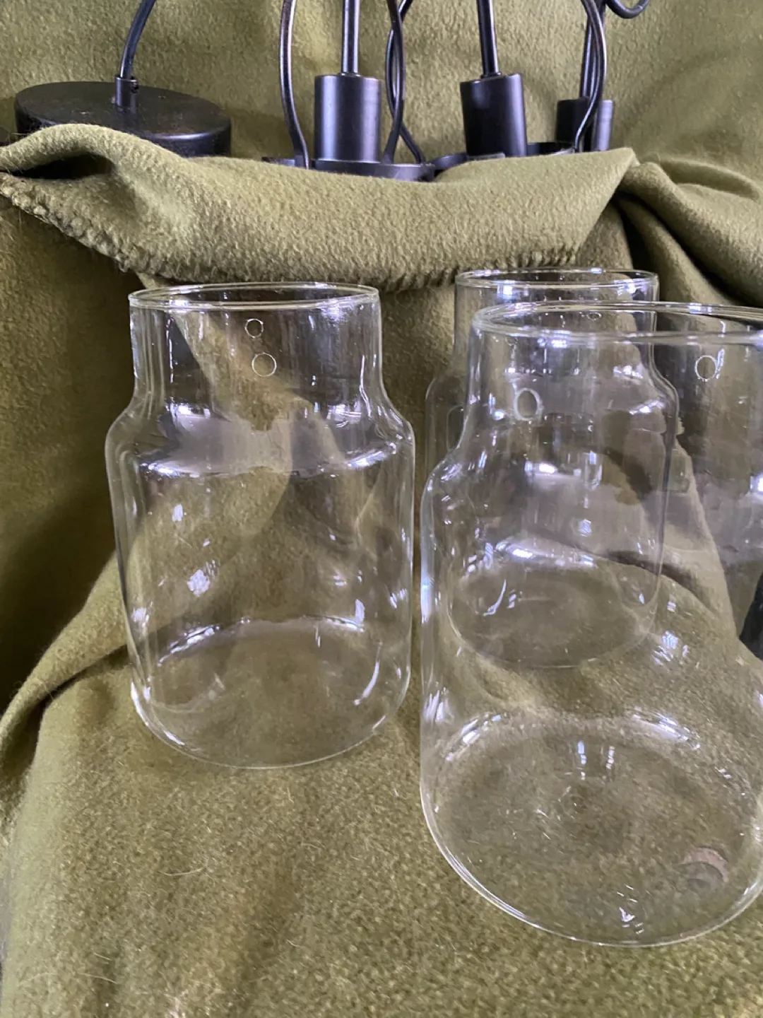 Pendant Light Fixture with Glass Shades image indicator(2)