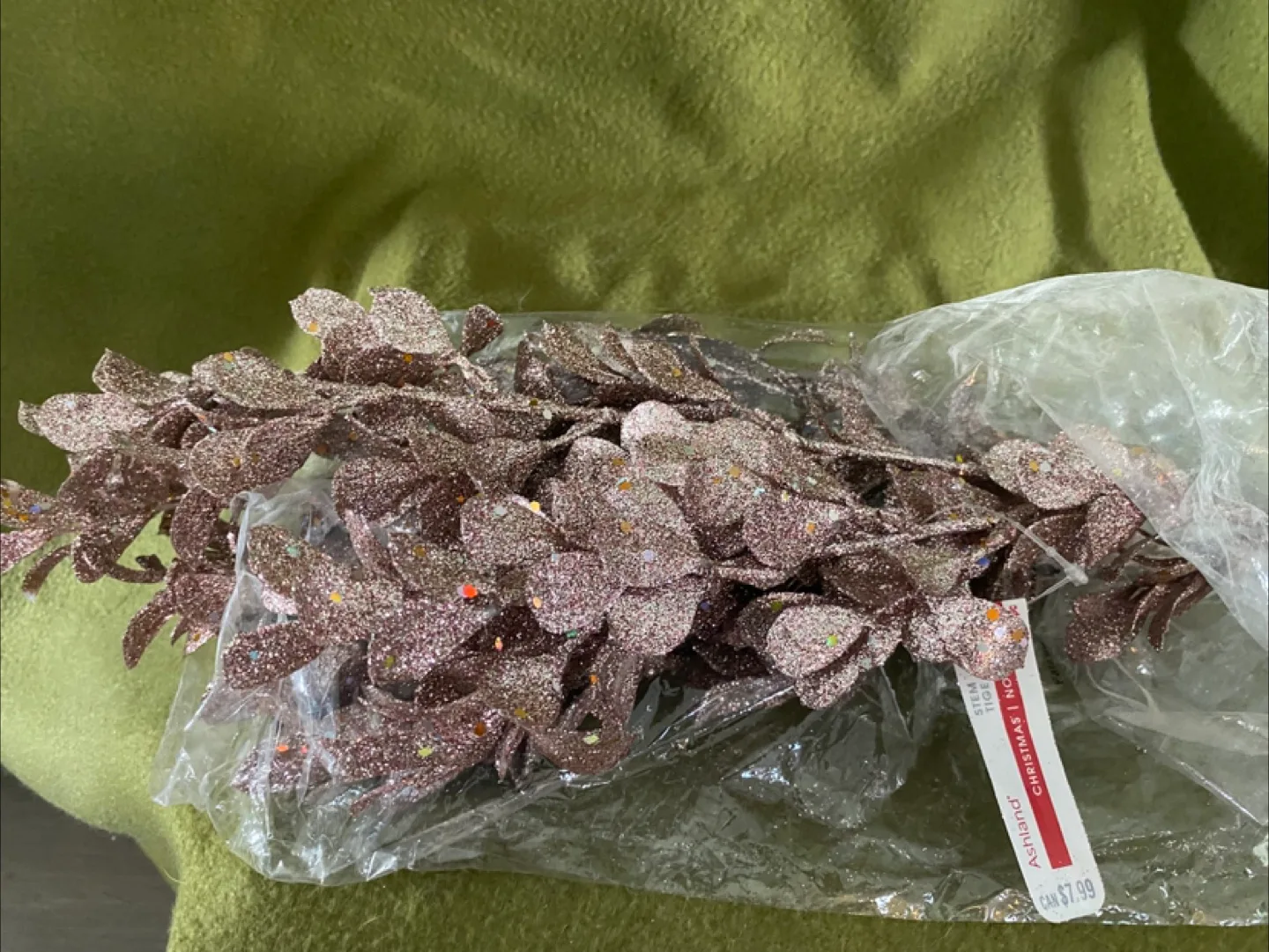 Christmas Time Glitter Leaf Stems image indicator(2)