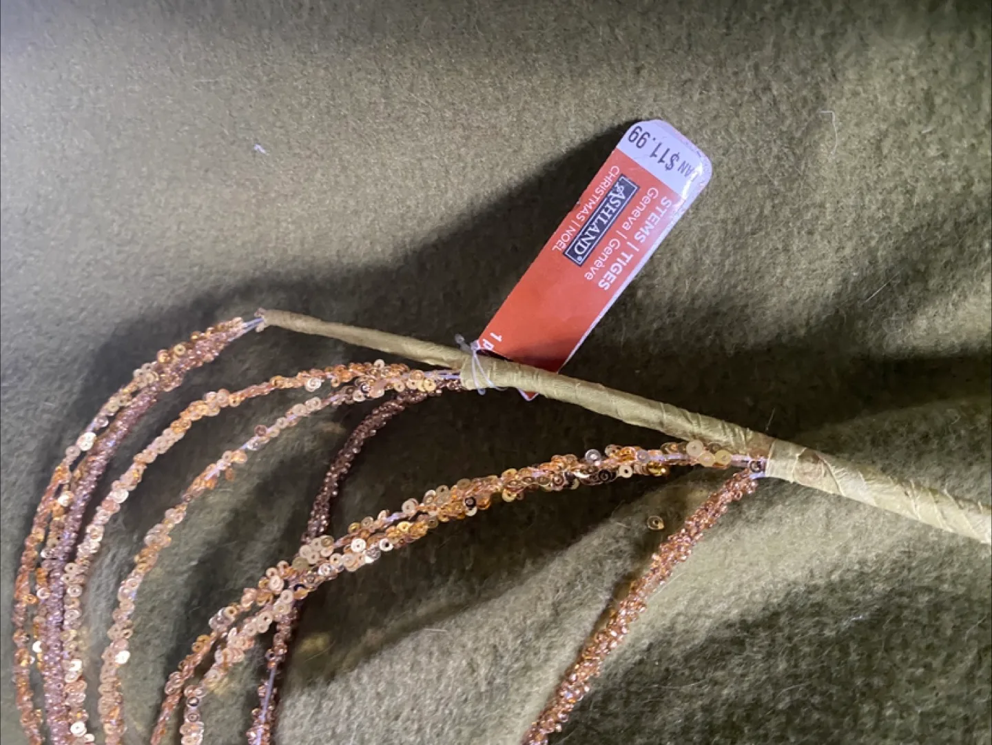 Christmas Time Glitter Leaf Stems image indicator(7)