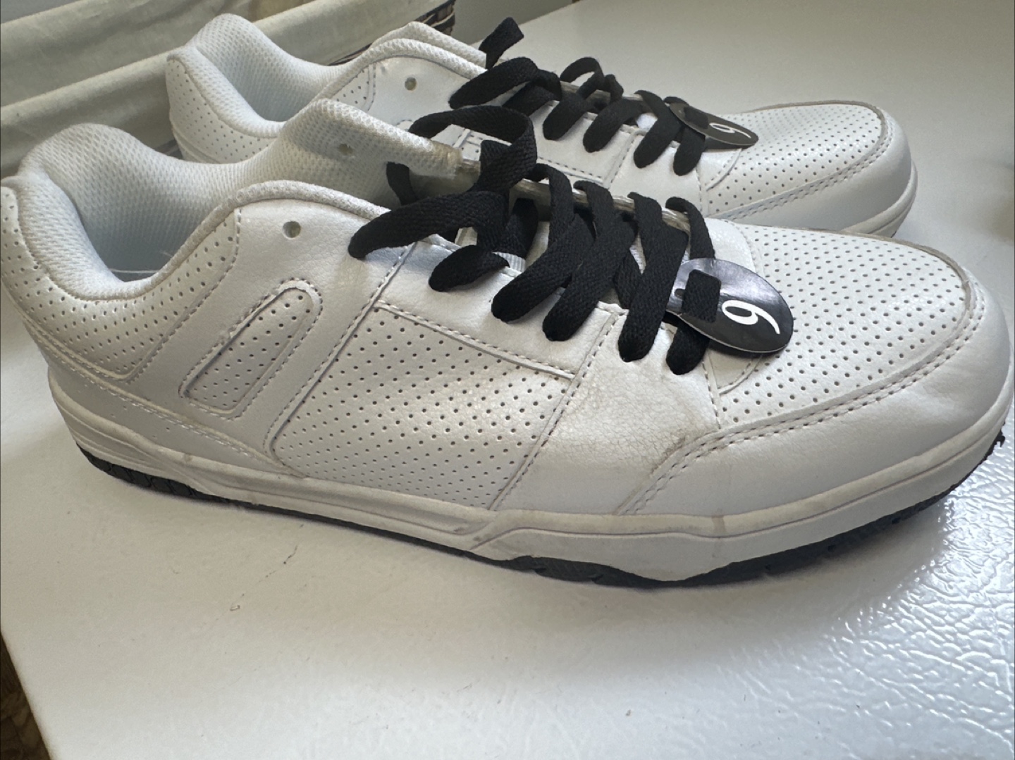 George White Sneakers - Size 9 - photo 2