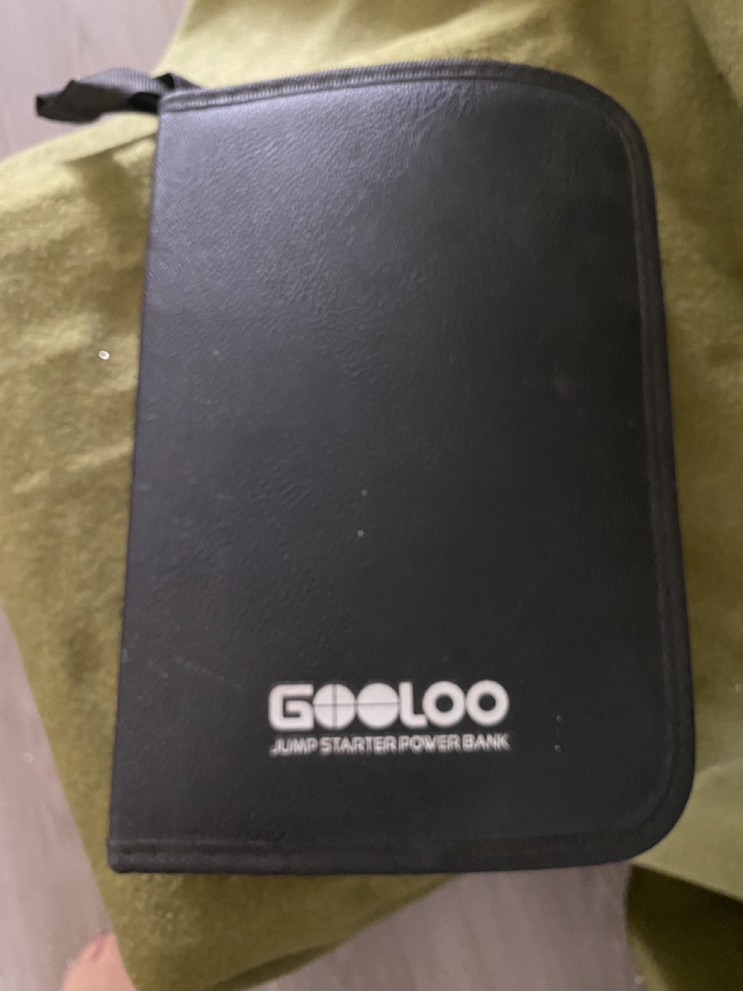 Gooloo Jump Starter Power Bank - photo 3