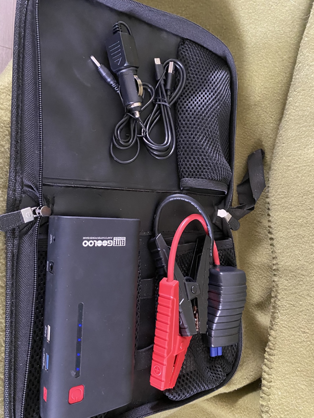 Gooloo Jump Starter Power Bank