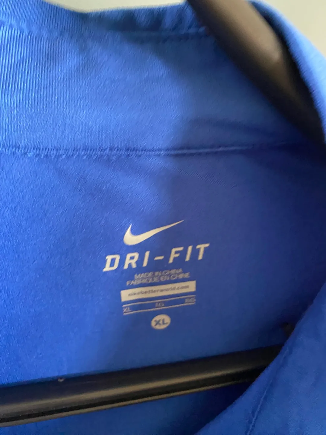 Nike Dri-FIT XL Blue Pullover image indicator(2)
