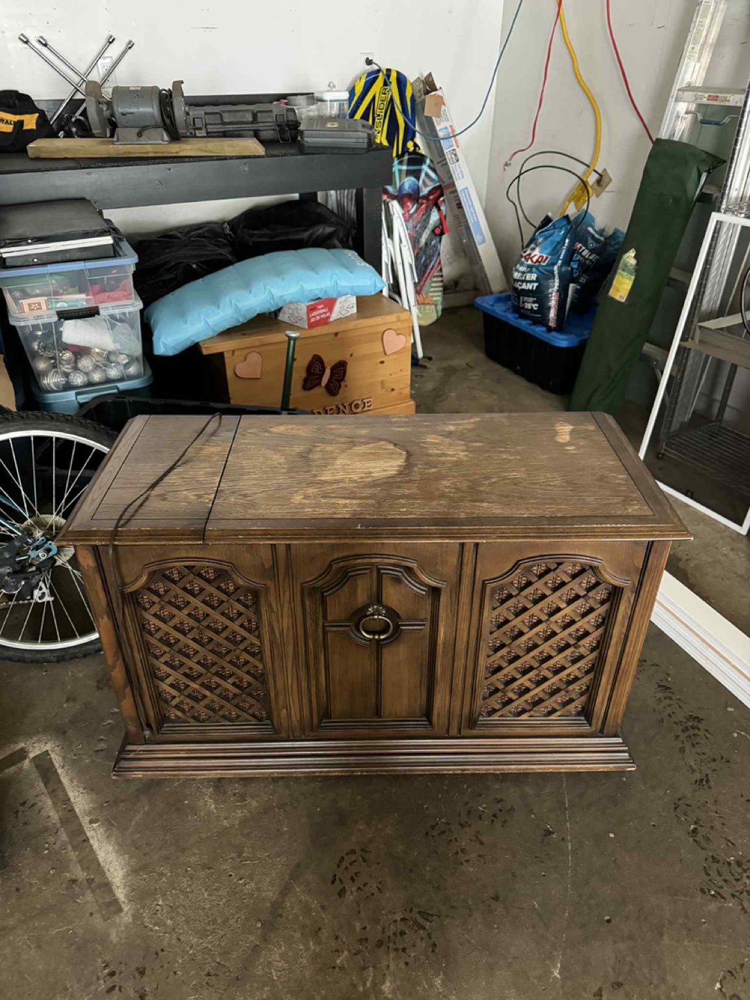 Vintage Cadence Record Player Console